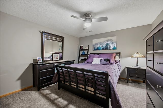 4000 Mehaffey Lane NE, Solon, IA 52333