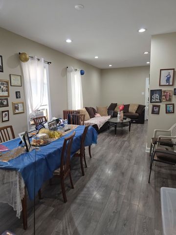 1035 N Long Avenue, Chicago, IL 60651