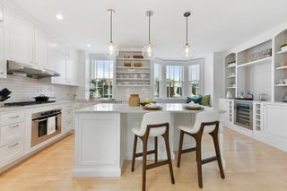 128 Pembroke St 2-3, Boston, MA 02118