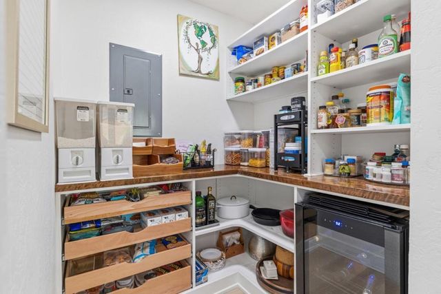 713 Carignane Drive, Gilroy, CA 95020