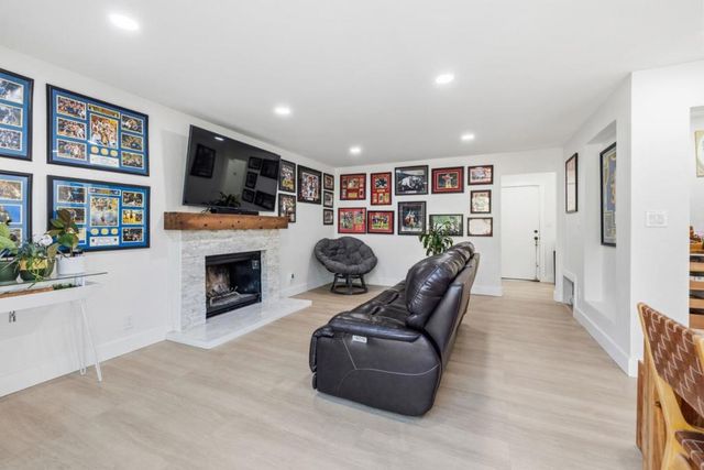 713 Carignane Drive, Gilroy, CA 95020