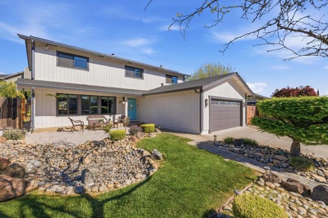 713 Carignane Drive, Gilroy, CA 95020