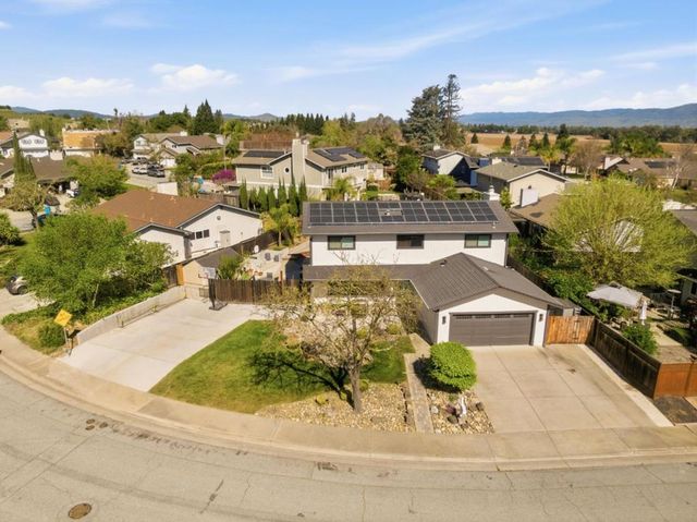 713 Carignane Drive, Gilroy, CA 95020