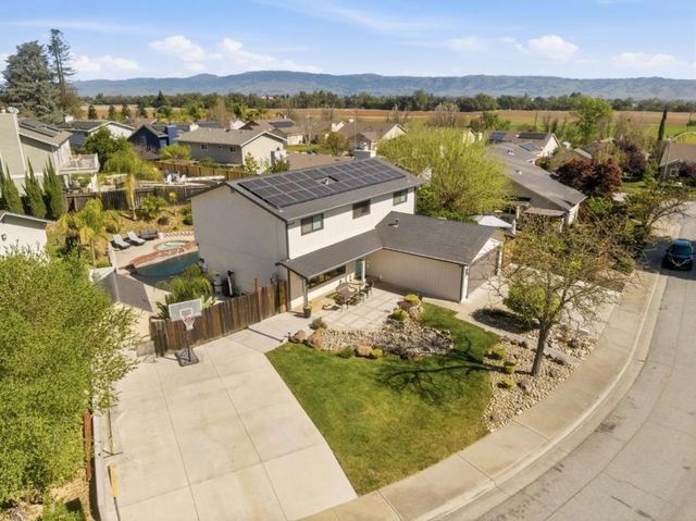 713 Carignane Drive, Gilroy, CA 95020