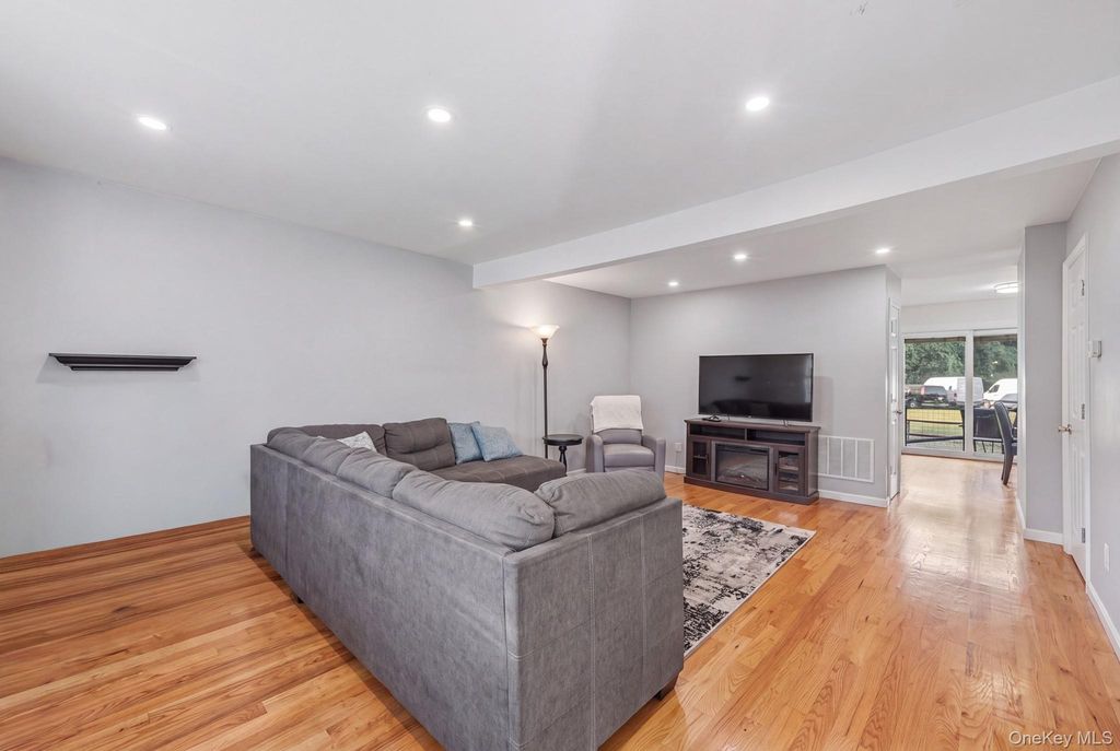 42 Gladys Drive, Spring Valley, NY 10977 — photo 5