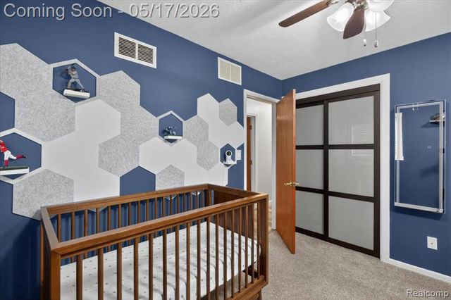 7044 Felix Drive, Clarkston, MI 48346