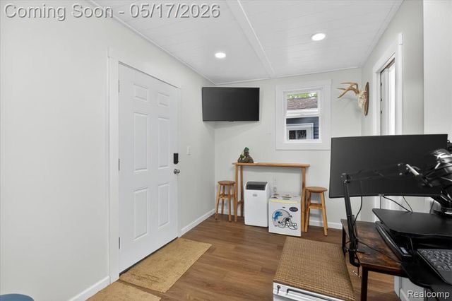 7044 Felix Drive, Clarkston, MI 48346