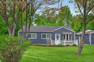 7044 Felix Drive, Clarkston, MI 48346