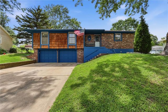 2524 S Whitney Avenue, Independence, MO 64057