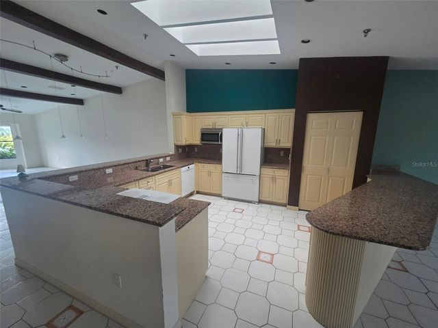 2321 HARBOUR OAKS DRIVE, Longboat Key, FL 34228