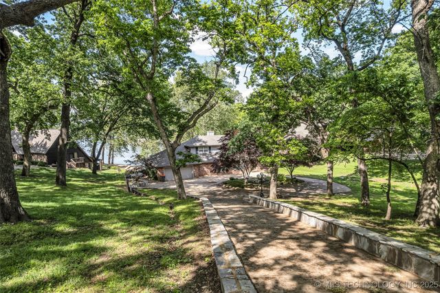 3112 Shore Drive, Grove, OK 74344