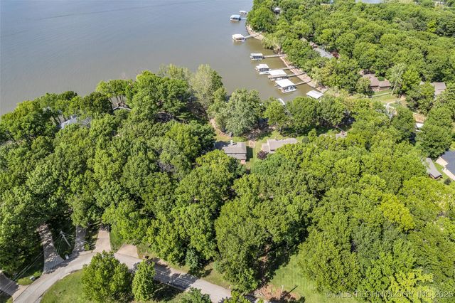 3112 Shore Drive, Grove, OK 74344