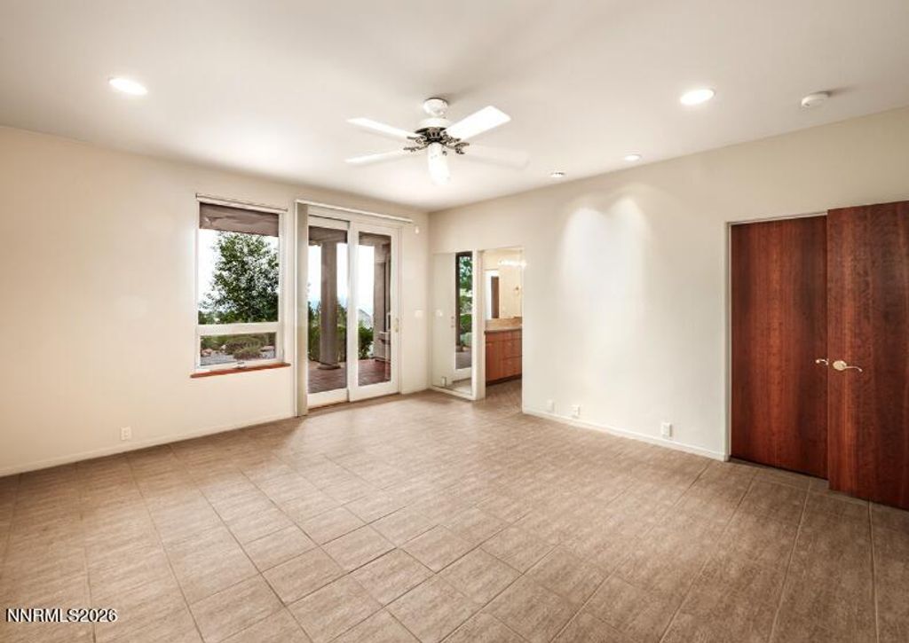 Image 19 of property listing at 10123 Indian Ridge Drive, Reno, NV 89511