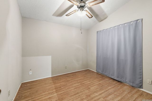 810 Meadow Stone, Converse, TX 78109