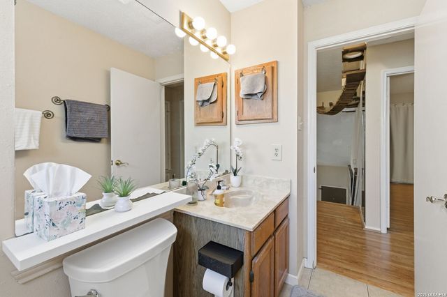 810 Meadow Stone, Converse, TX 78109