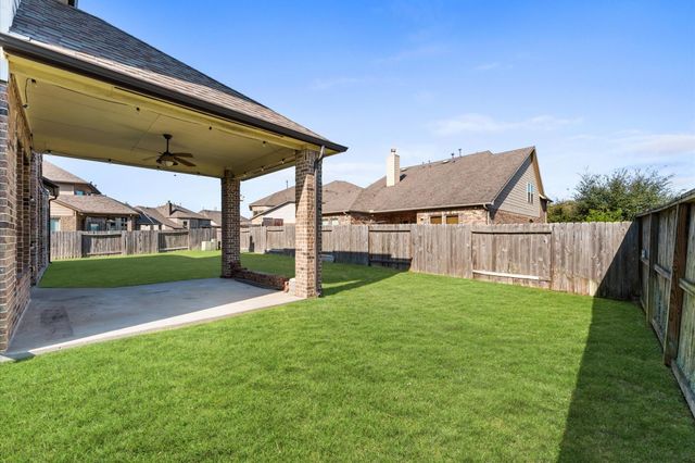 31183 Pecan Creek Drive, Brookshire, TX 77423