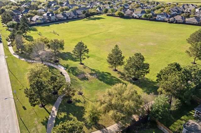 31183 Pecan Creek Drive, Brookshire, TX 77423