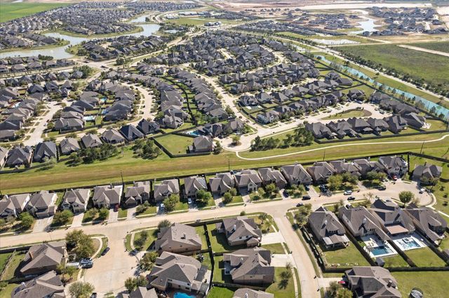 31183 Pecan Creek Drive, Brookshire, TX 77423