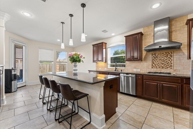 31183 Pecan Creek Drive, Brookshire, TX 77423