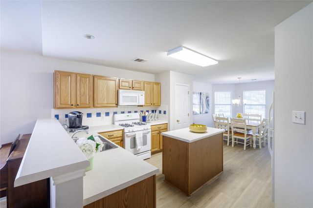 1414 Newbury ST, Georgetown, TX 78626