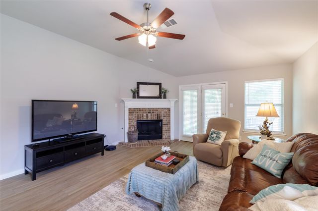 1414 Newbury ST, Georgetown, TX 78626