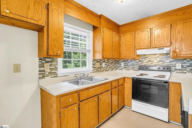 22 Venning Court, Greenville, SC 29609