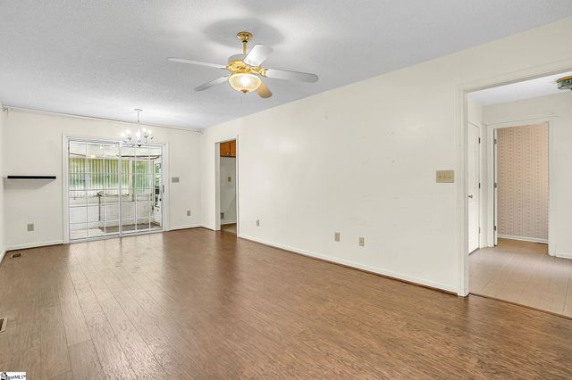 22 Venning Court, Greenville, SC 29609