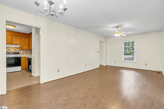 22 Venning Court, Greenville, SC 29609