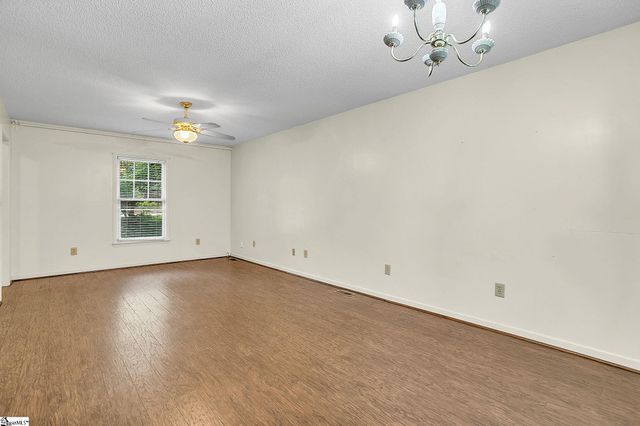22 Venning Court, Greenville, SC 29609