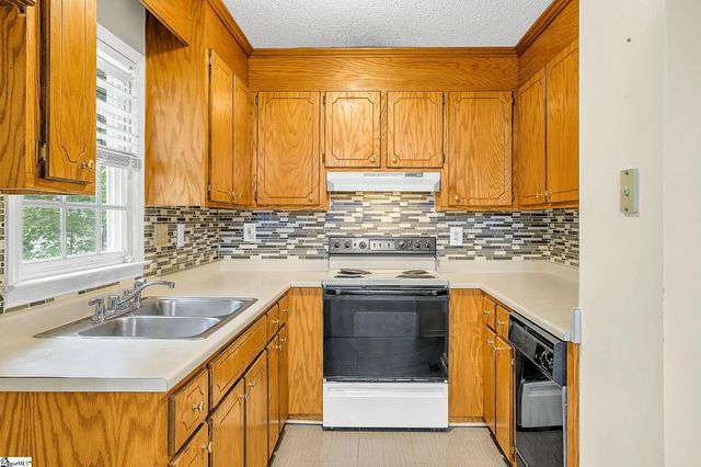 22 Venning Court, Greenville, SC 29609