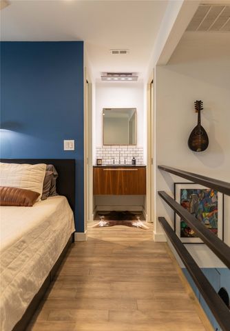 3033 San Jacinto Street 322, Dallas, TX 75204