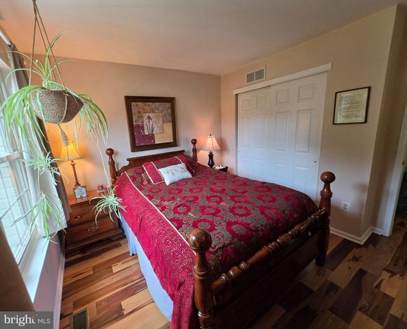 105 LARKSPUR CT, Chalfont, PA 18914