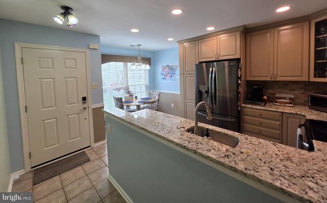 105 LARKSPUR CT, Chalfont, PA 18914