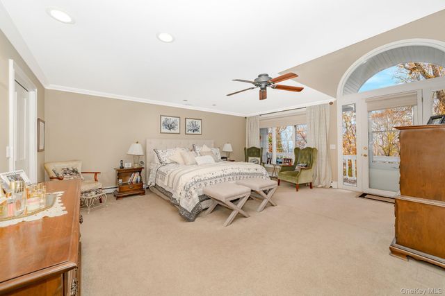 17 Thide Court, Smithtown, NY 11787