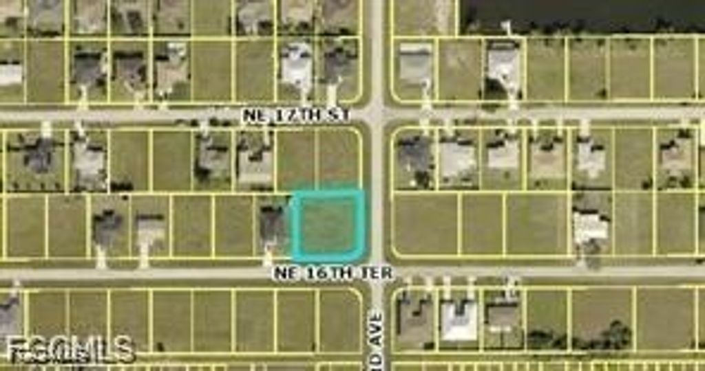 2211 NE 16th TER, Cape Coral, FL 33909