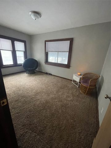 1240 32nd Street, Des Moines, IA 50311