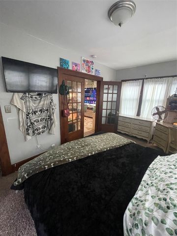 1240 32nd Street, Des Moines, IA 50311