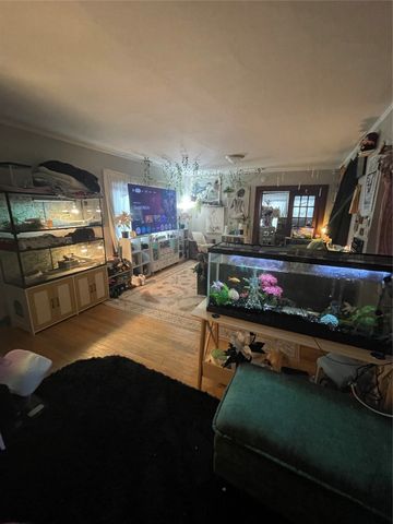 1240 32nd Street, Des Moines, IA 50311