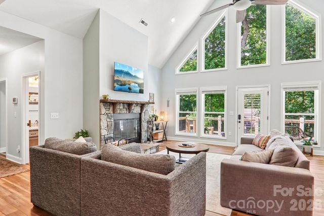 24 Caroline Lane, Pisgah Forest, NC 28768