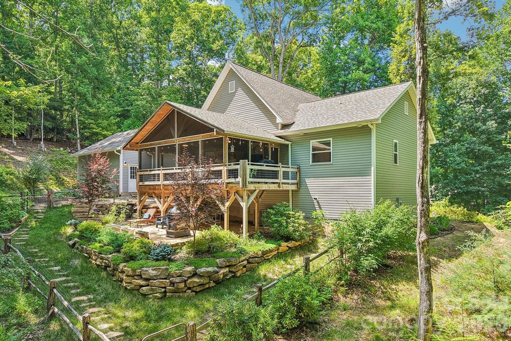 24 Caroline Lane, Pisgah Forest, NC 28768