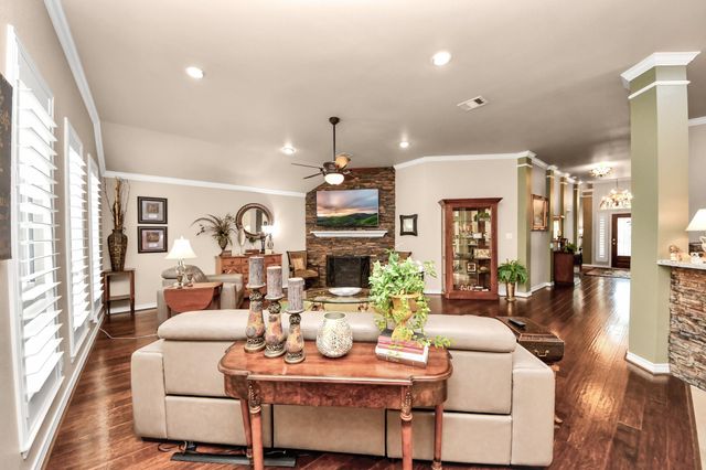 8830 Distant Woods Drive, Houston, TX 77095