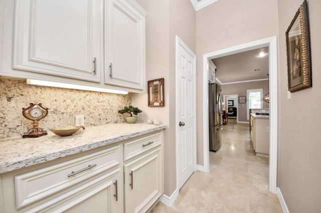 8830 Distant Woods Drive, Houston, TX 77095