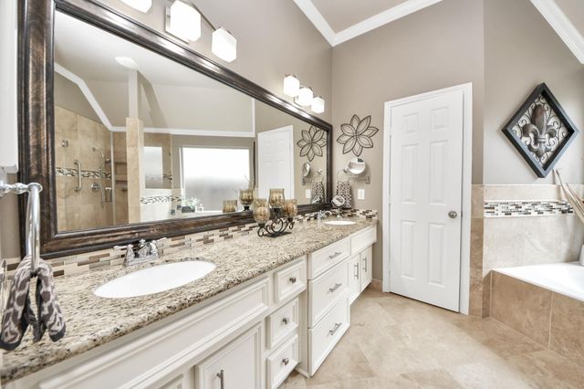 8830 Distant Woods Drive, Houston, TX 77095