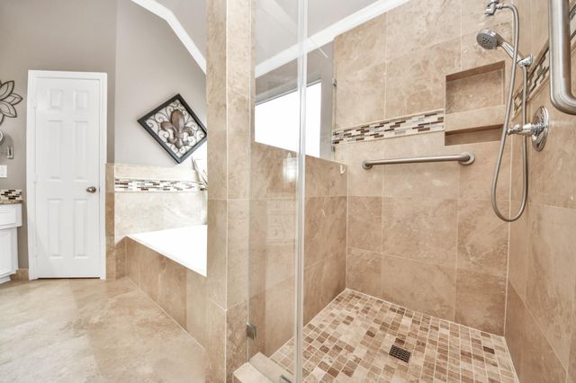 8830 Distant Woods Drive, Houston, TX 77095