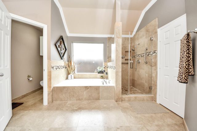 8830 Distant Woods Drive, Houston, TX 77095