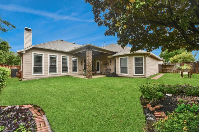 8830 Distant Woods Drive, Houston, TX 77095