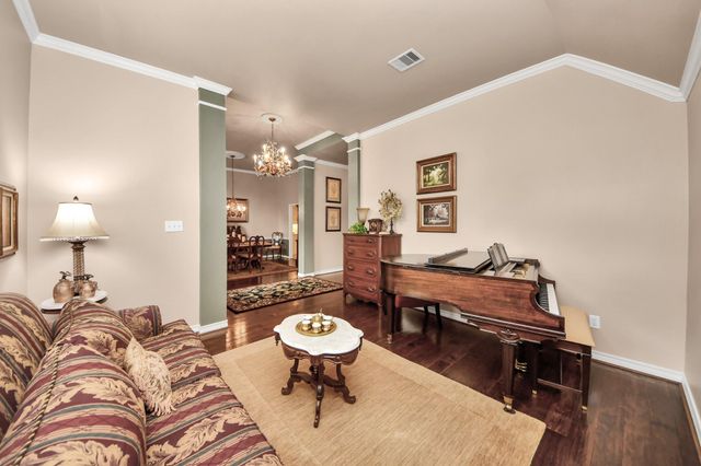 8830 Distant Woods Drive, Houston, TX 77095