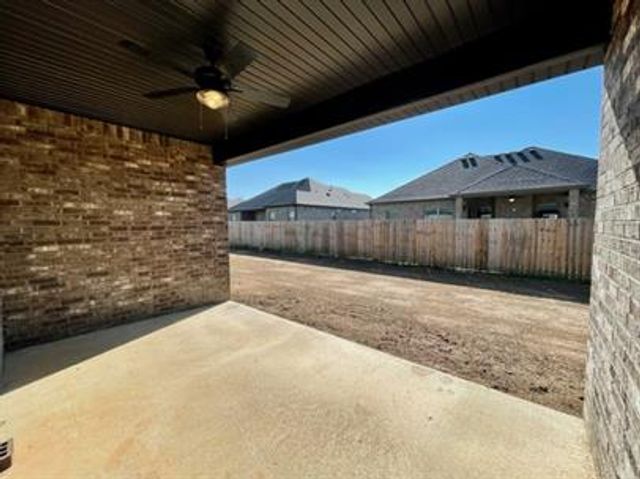 1013 Parker Lane, Pea Ridge, AR 72751
