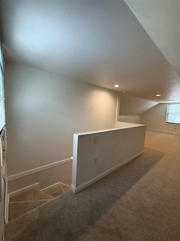 1995 Midvale Avenue, Ypsilanti, MI 48197