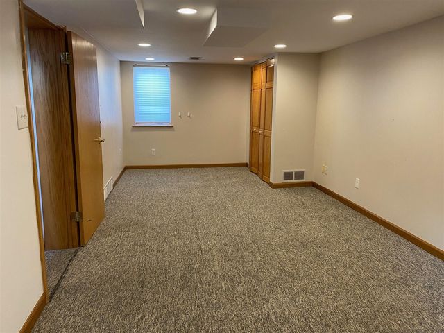 1995 Midvale Avenue, Ypsilanti, MI 48197